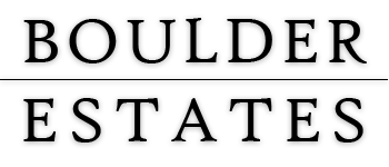 two screenshots of the words bold text sits on top of each other